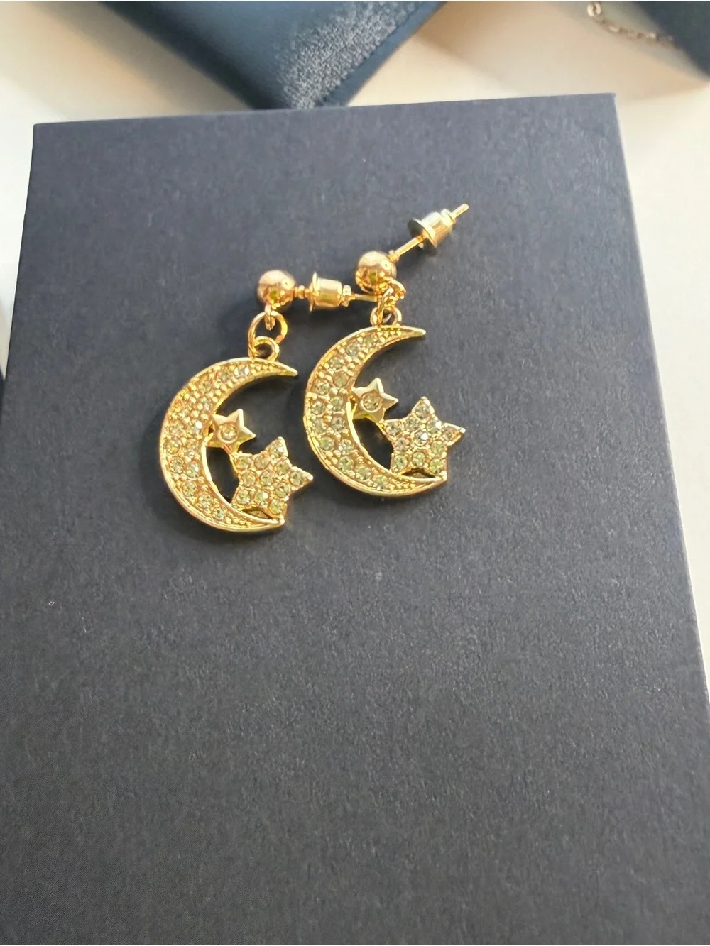 Gold-Tone Crystal Celestial Moon & Stars Jewelry Set, Necklace + Earrings 18”
